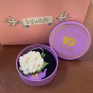 Erstwilder Hydrangea Brooch